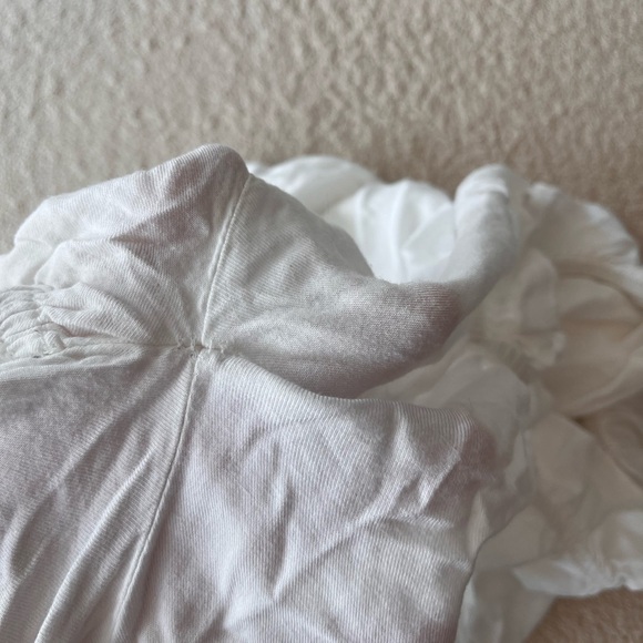 Brandy Melville White Off-Shoulder Cropped Top XS/S Made in Italy - Picture 11 of 11